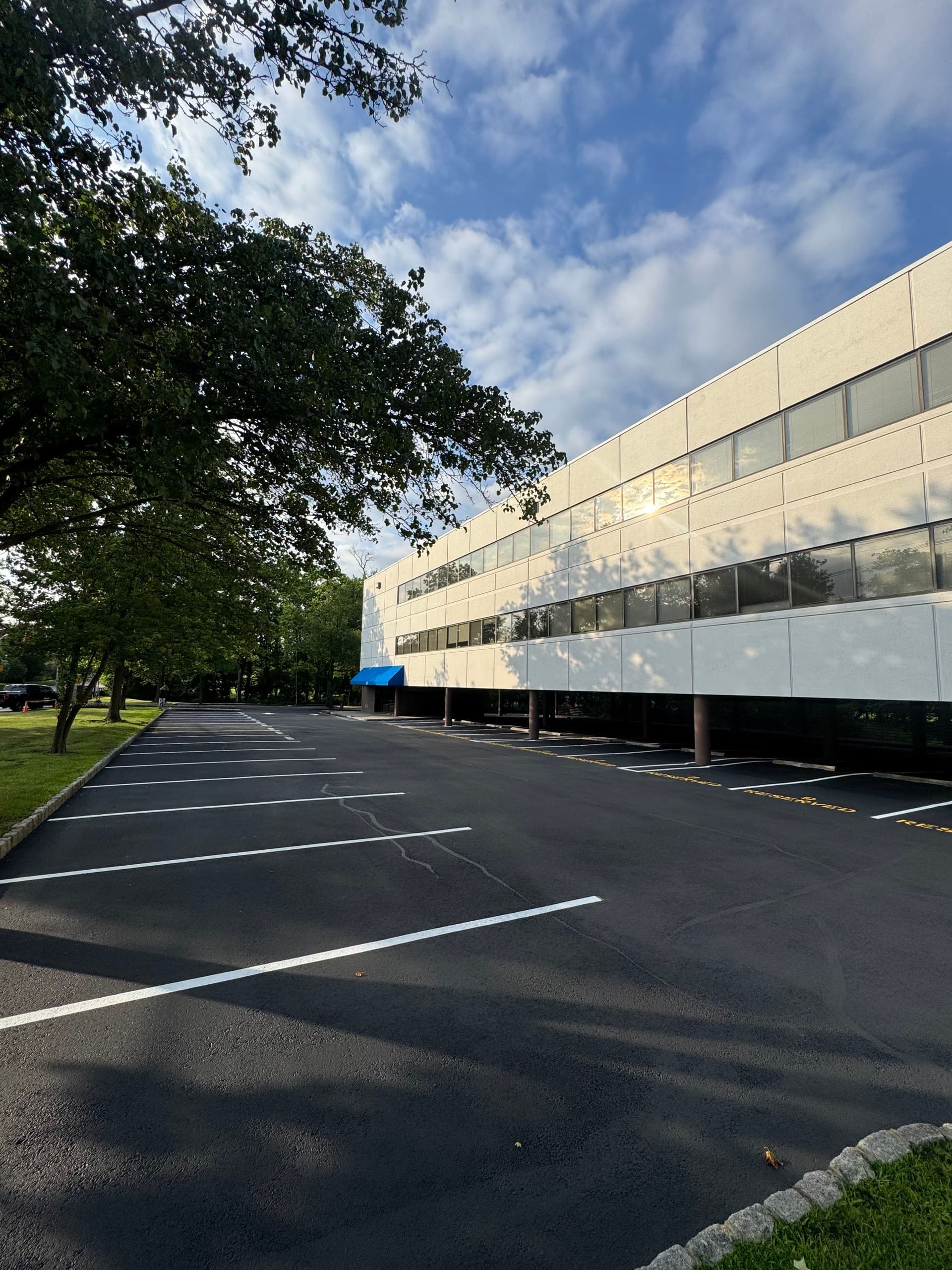 Gallery photos for Professional Seal Coating Revitalizes Parking Lot: Image #3