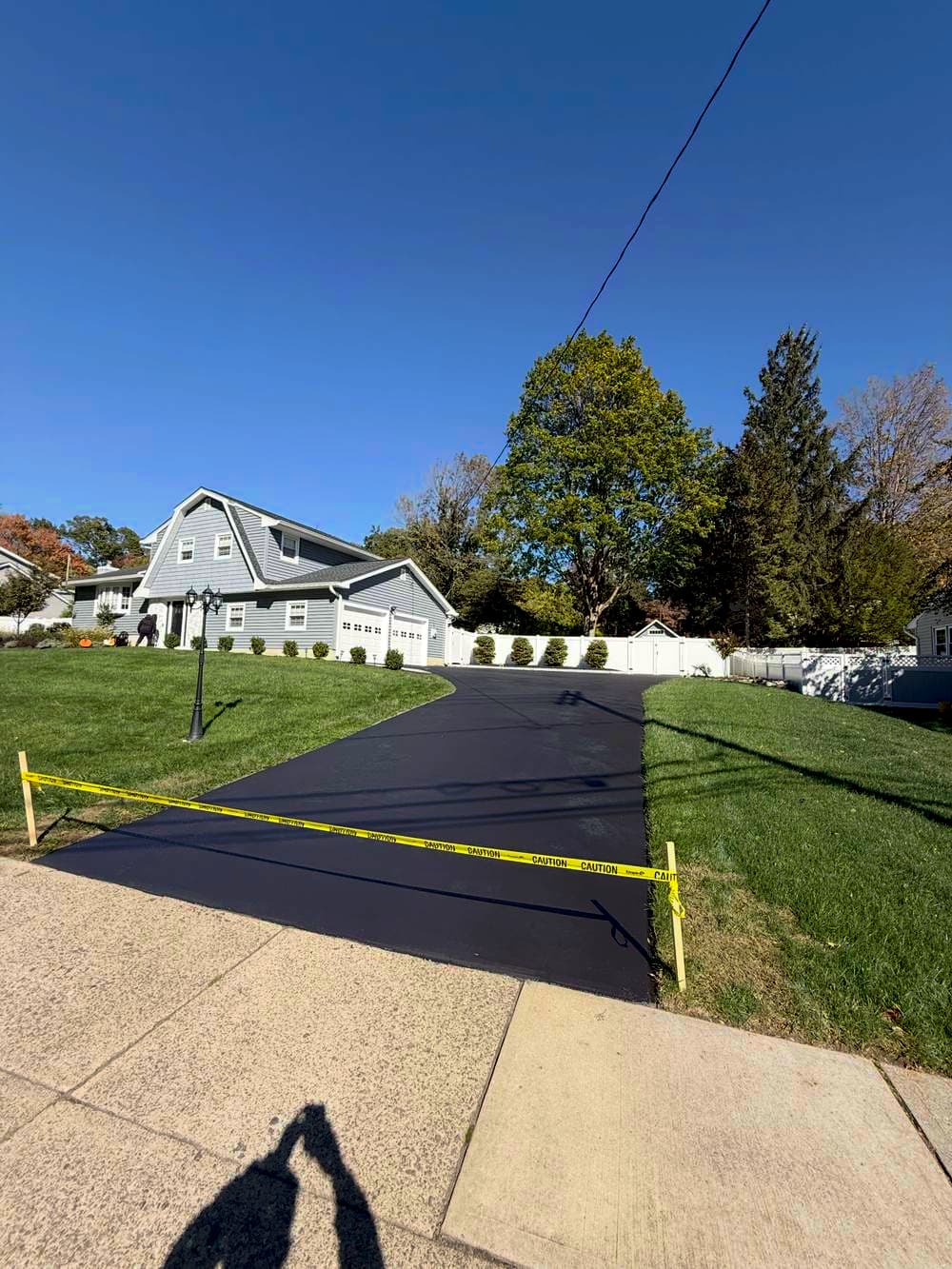 Wayne, NJ – Driveway Sealcoating image