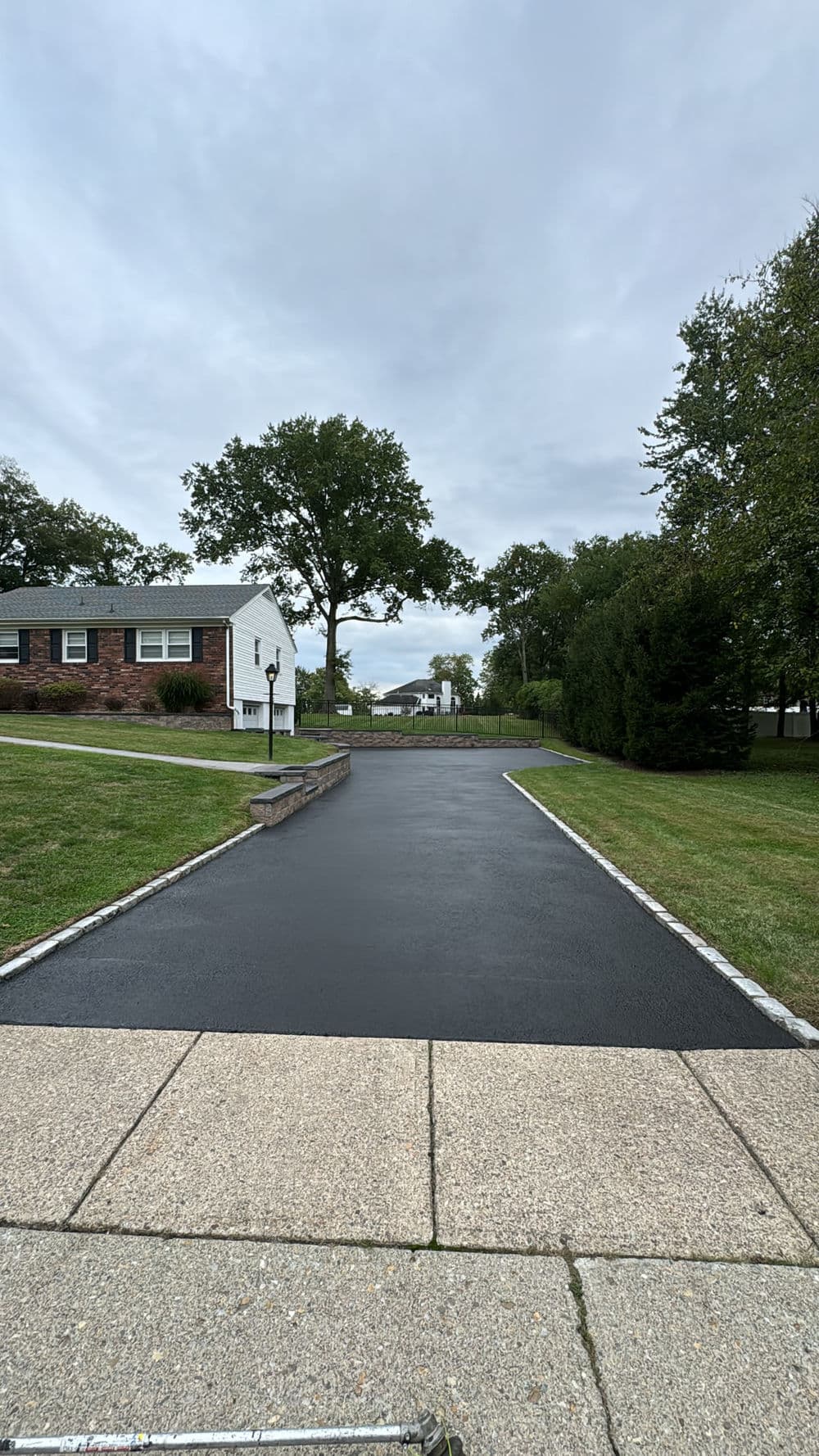 Project Whippany, NJ – Beautiful Driveway Sealcoating image