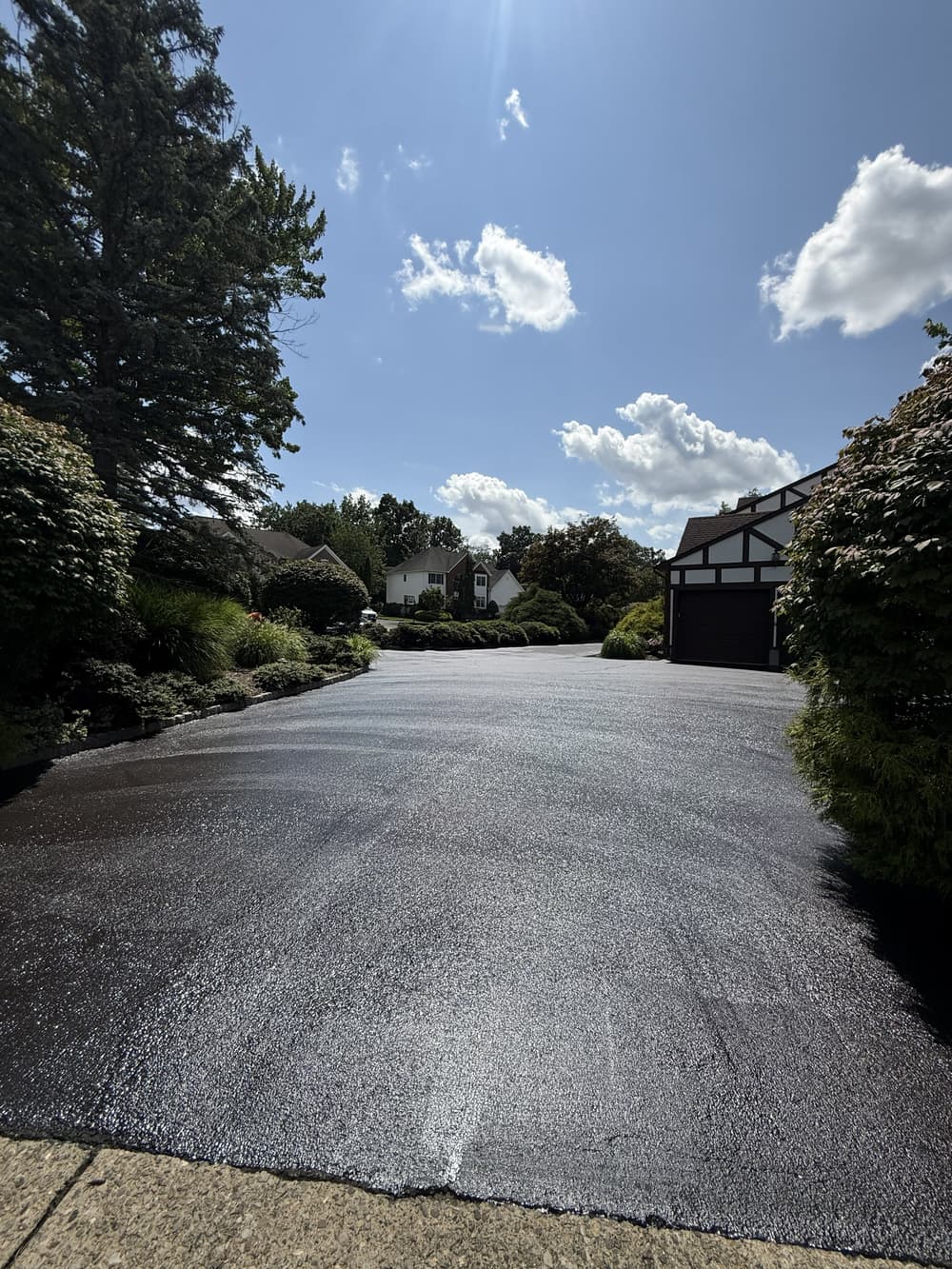 Driveway Sealcoating & Crack Filling in Wayne, NJ image