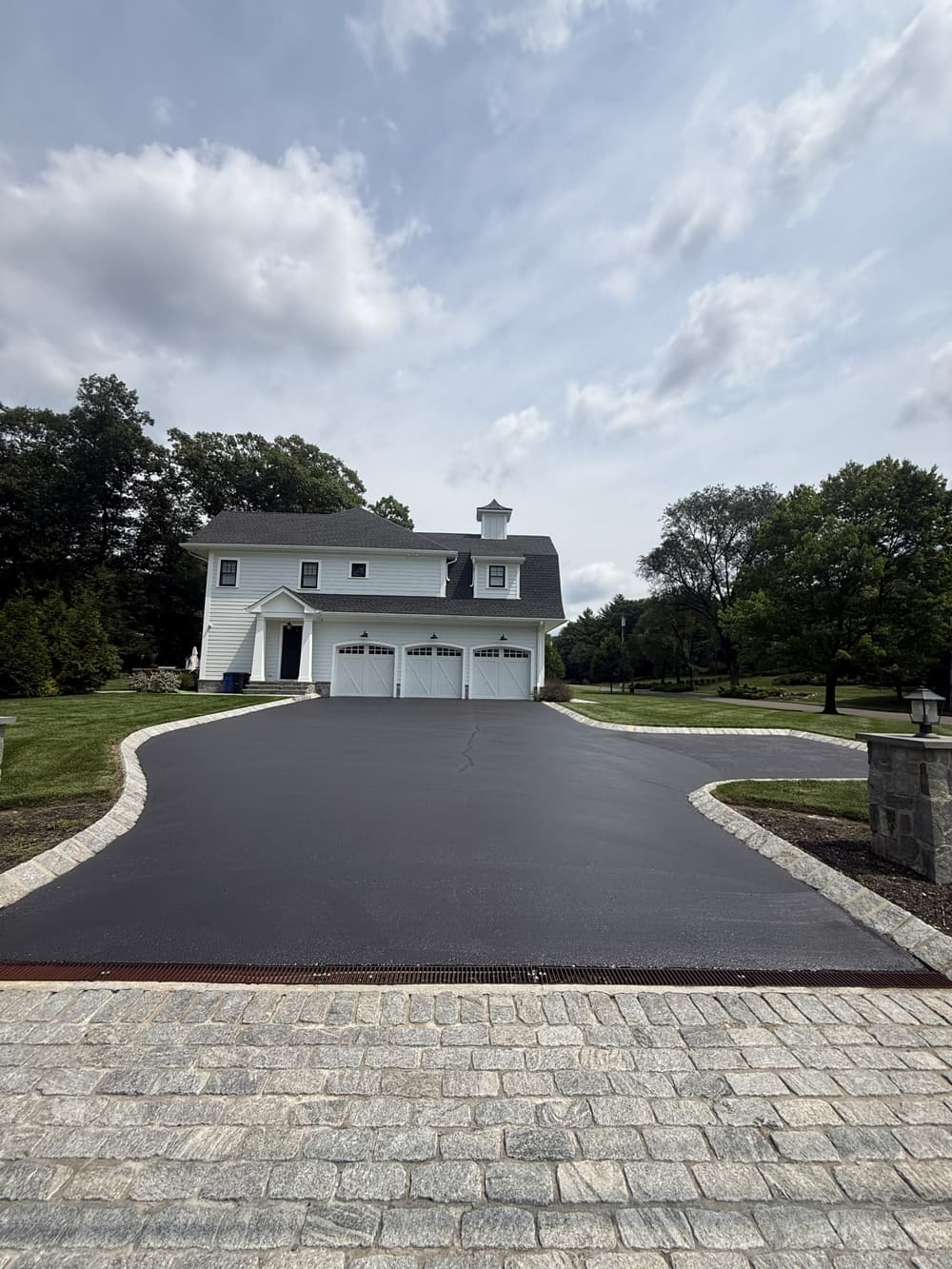 Project Driveway Crack Filling & Sealcoating — Franklin Lakes, NJ image