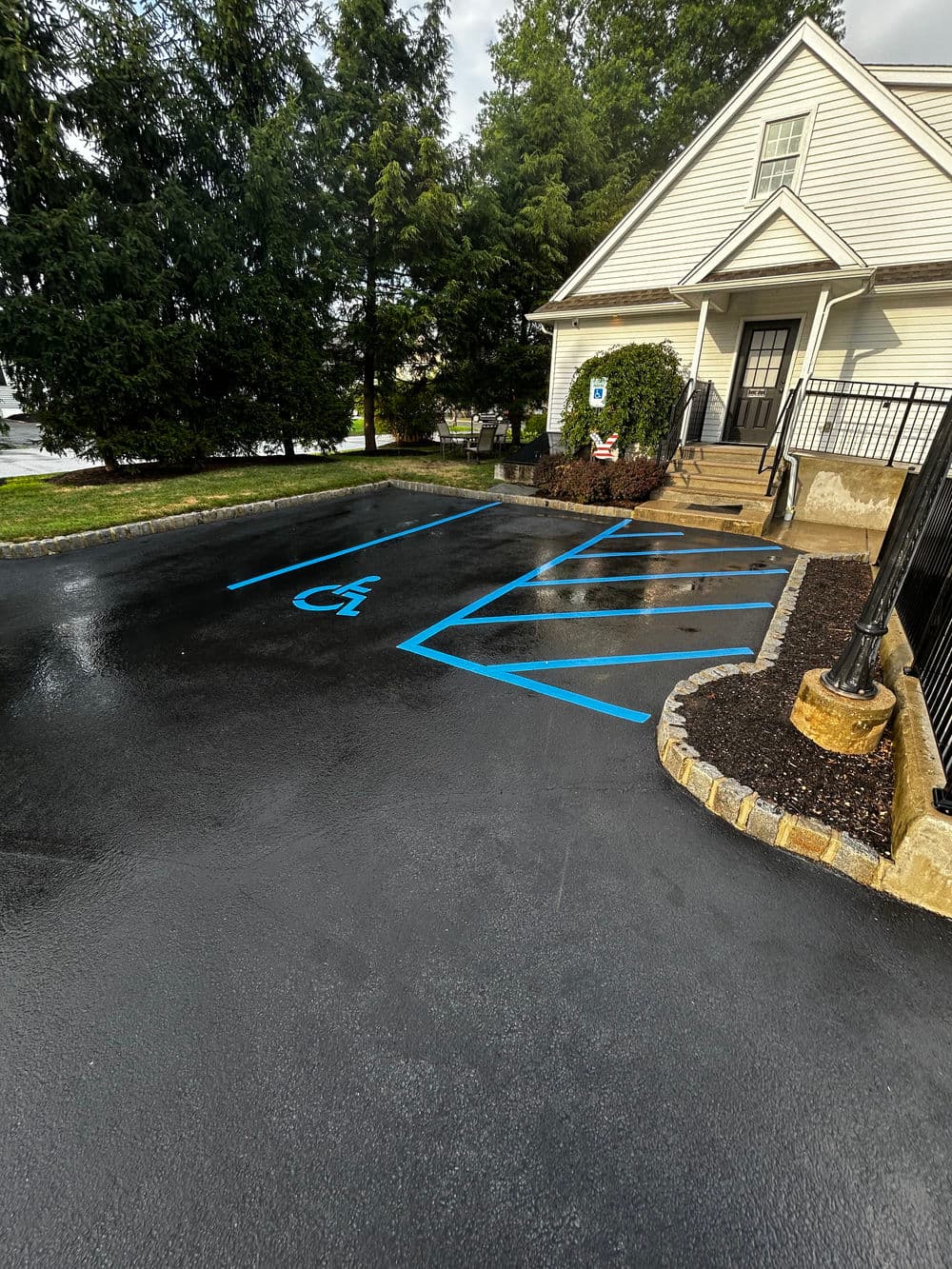 Gallery photos for Pompton Plains, NJ – Dentist Office Parking Lot Sealcoating, Crack Filling & Line Striping: Image #3